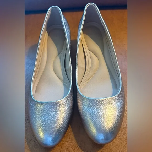 Dune London Bracket Gold Leather Block Heel Pumps 39 US 8.5 Wide - Picture 4 of 12